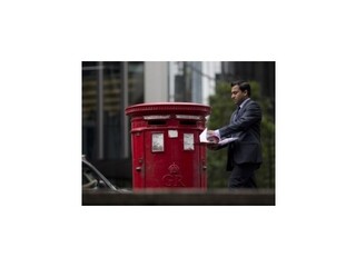 Britská vláda zavŕšila privatizáciu spoločnosti Royal Mail