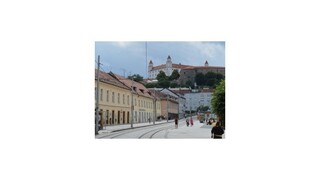 Bratislavu zasiahne pochod extrémistov, budú protestovať proti utečencom