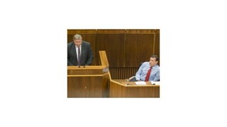 Parlament šesť hodín rokoval o Gorile, Lipšic kritizoval vplyv oligarchov