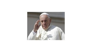 Pápež kritizoval zatváranie hraníc pred utečencami a vyzval na riešenie migrácie