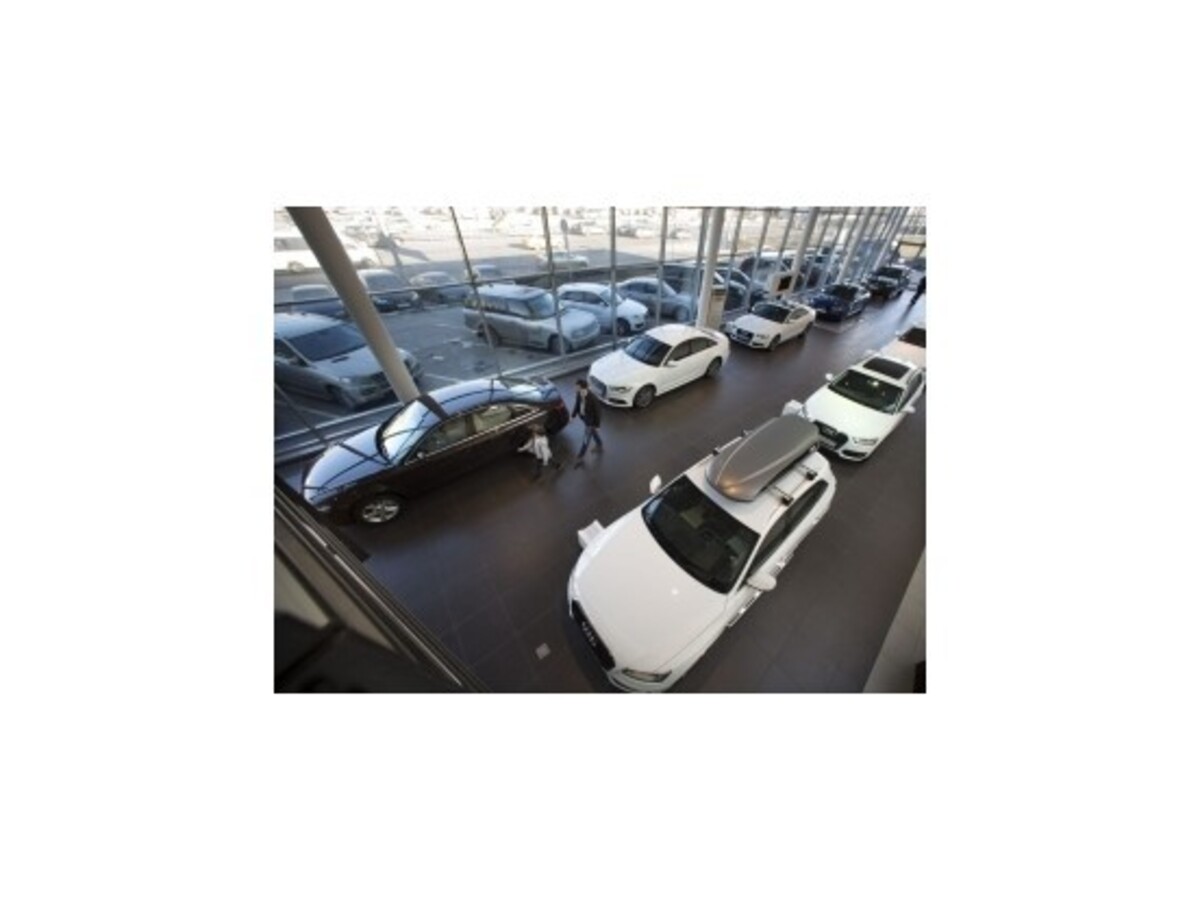Ruský automobilový trh sa prepadne až o 50 %