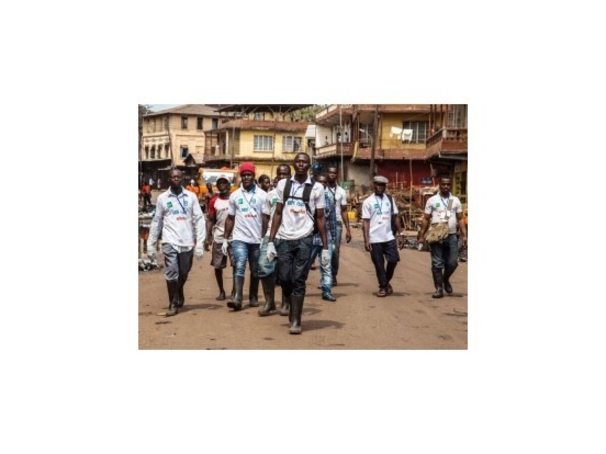 V metropole Sierra Leone sa objavili tri nové prípady eboly