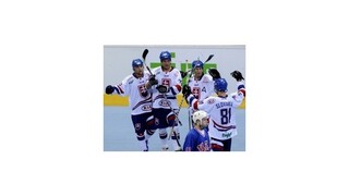 Hokejbalisti sa s odretými ušami dostali na MS do vyraďovacej fázy