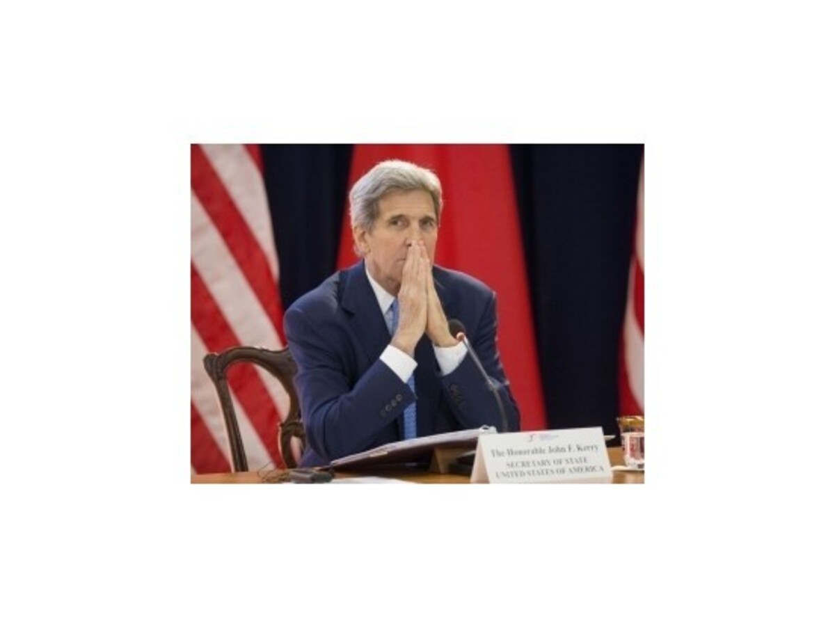 Kerry reagoval na WikiLeaks: Na prezidenta Hollanda sa nezameriavame