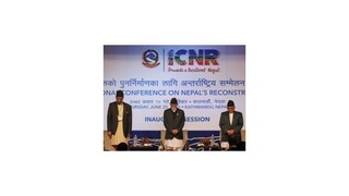 Zničený Nepál dostane miliardovú pomoc, veľkí susedia boli štedrí