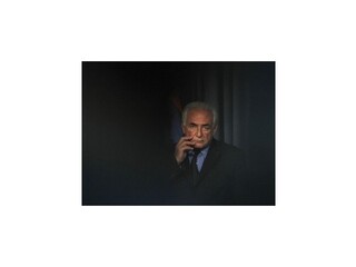 Škandalózny Strauss-Kahn je podľa prieskumov populárnejší ako Hollande