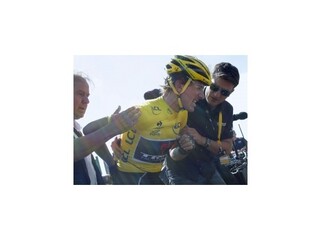 Cancellara má zlomené stavce a na Tour de France končí