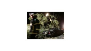 Našich západných susedov zasiahli prudké búrky, napáchali množstvo škôd