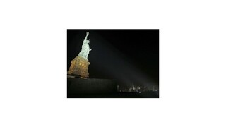 Socha slobody žiari vďaka novému osvetleniu ešte viac