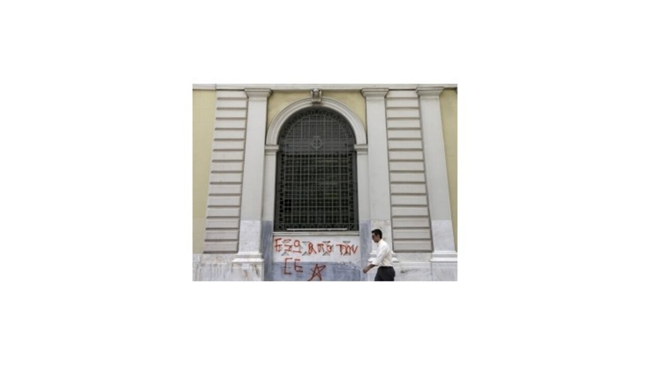 Agentúra S&P zlepšila rating Grécka, odráža lepšie vyhliadky