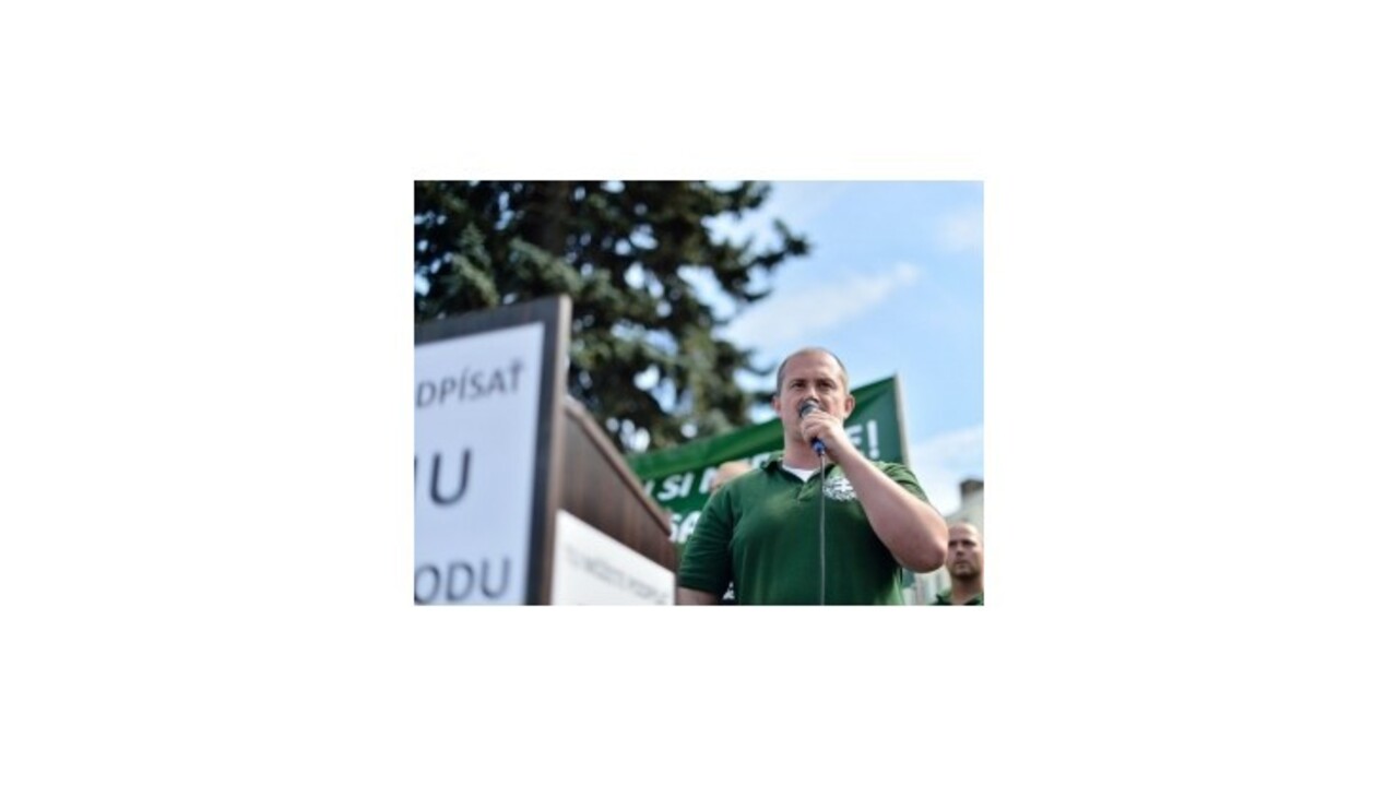 Kotleba sympatizuje s Orbánom, spojila ich téma utečencov