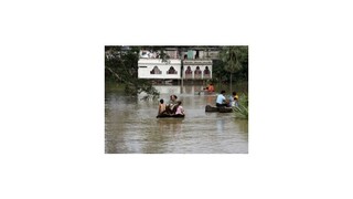 Južnú Áziu sužujú silné monzúnové dažde, vyžiadali si už stovky obetí