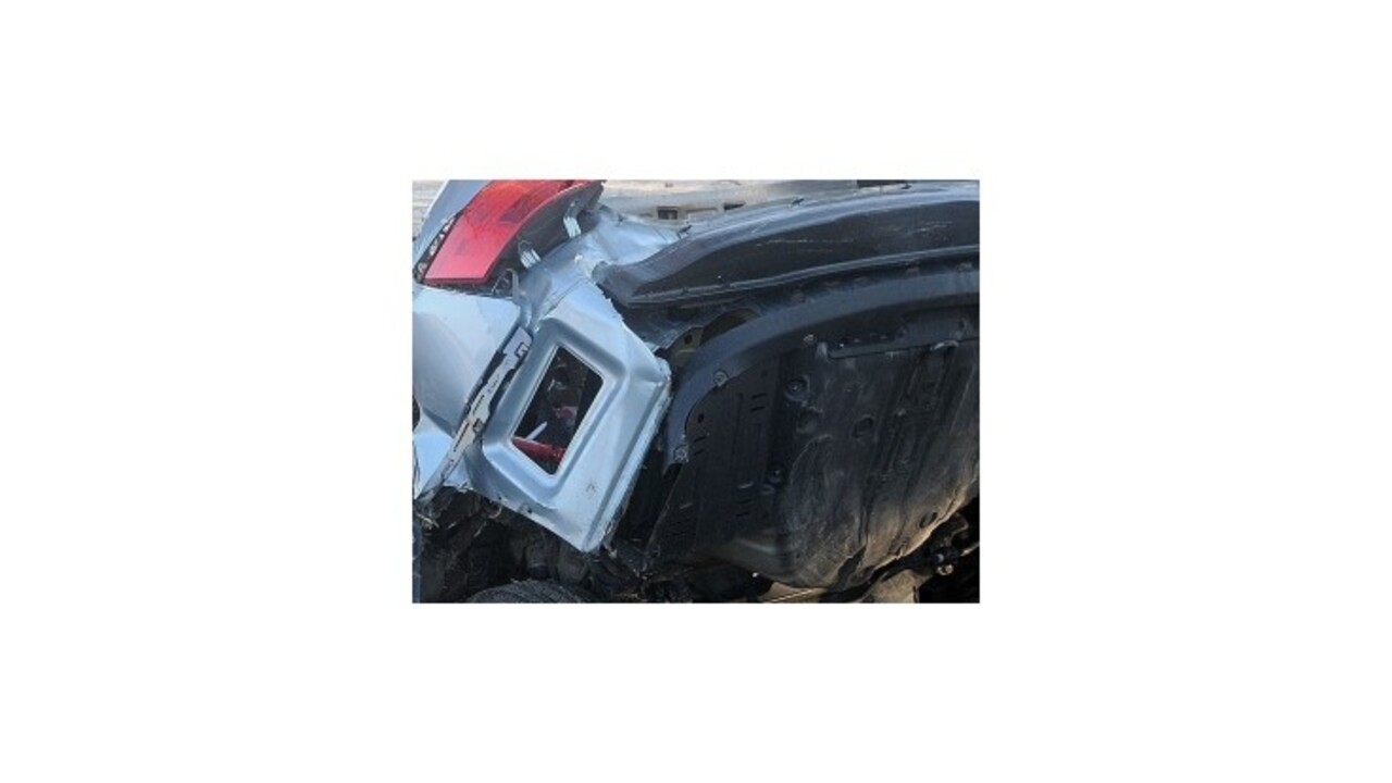 Pri nehode na D2 zomrel Macedónčan, zasahoval aj vrtuľník