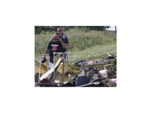 Holanďania mohli nájsť časti systému, ktorým mali zostreliť let MH17