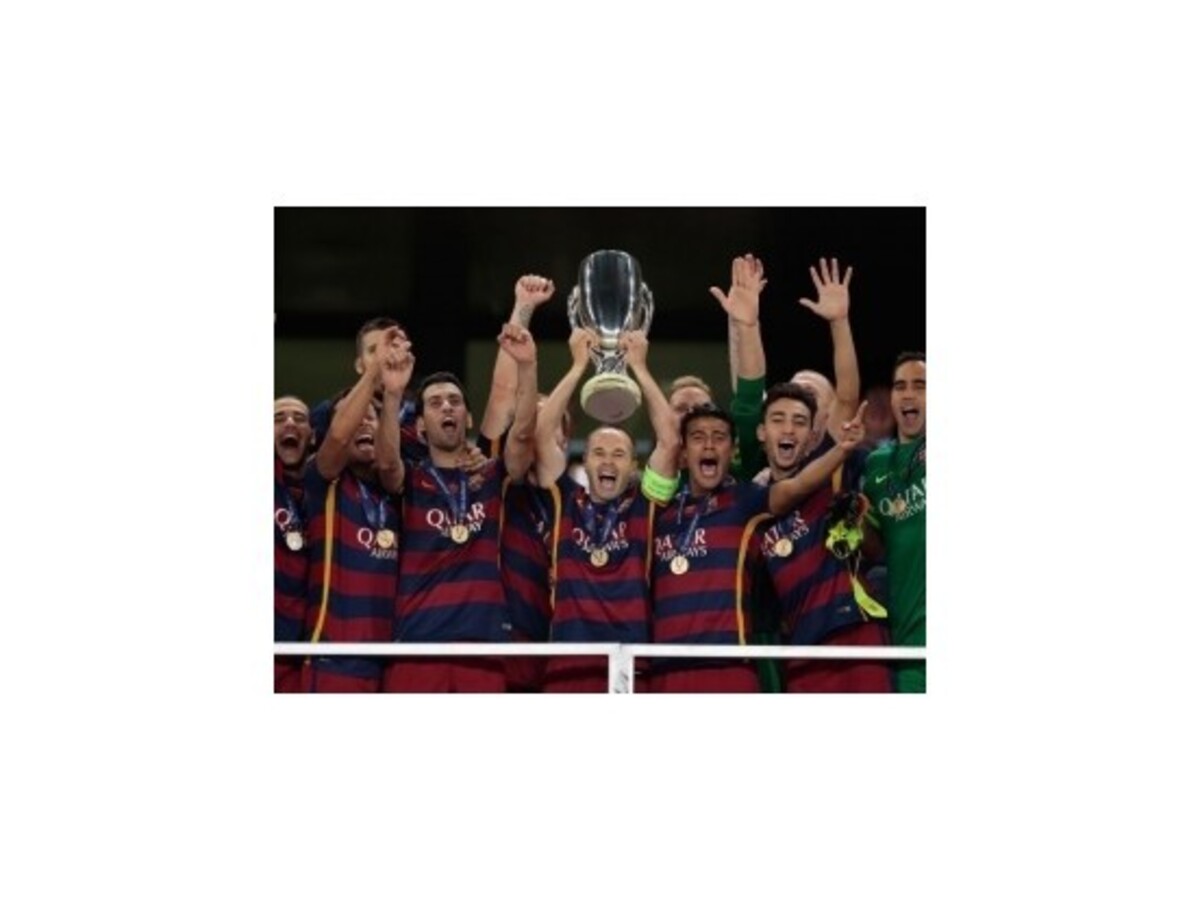 Barcelona získala piatykrát v klubovej histórii európsky Superpohár