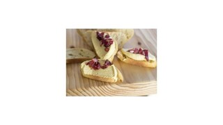 Muž po zjedení obľúbenej nátierky zostáva v nemocnici vo vážnom stave