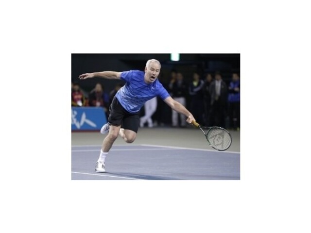 Legendárny tenista McEnroe by chcel vyzvať S. Williamsovú