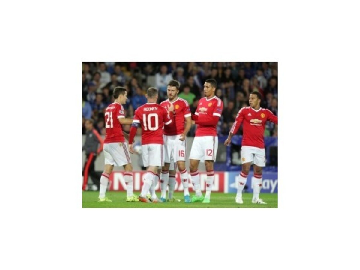 Rooney hetrikom zažehnal suchoty, s ManU do skupiny premiérovo Astana