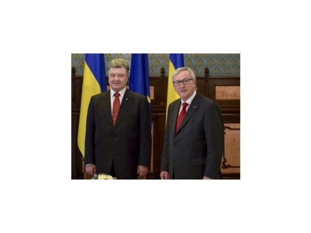 Porošenko sa stretol s Junckerom, prerokovali situáciu na Ukrajine