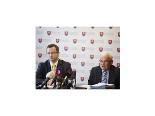 Päť slovenských univerzít, ktoré podľa komisie môžu prísť o titul