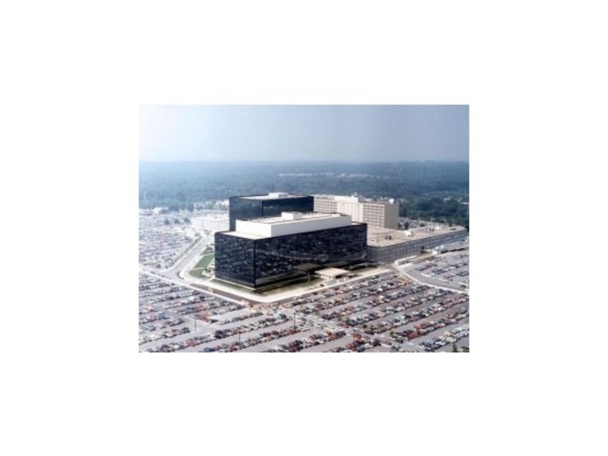 Kontroverzný sledovací program NSA môže pokračovať