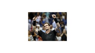 Murray pustil súperovi set, Wawrinka nie, favoriti bez problémov postúpili