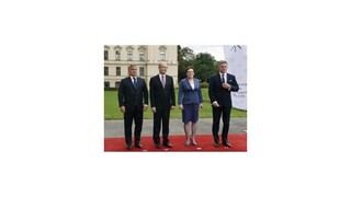 Lídri V4 sa na samite k migrantom dohodli na posilnení ochrany hraníc