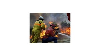Požiar v okolí Bajkalského jazera sa hasičom nedarí dostať pod kontrolu