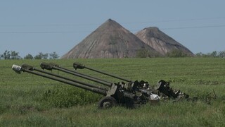 Rokovania v Minsku o odsune zbraní v Donbase pokrok nepriniesli