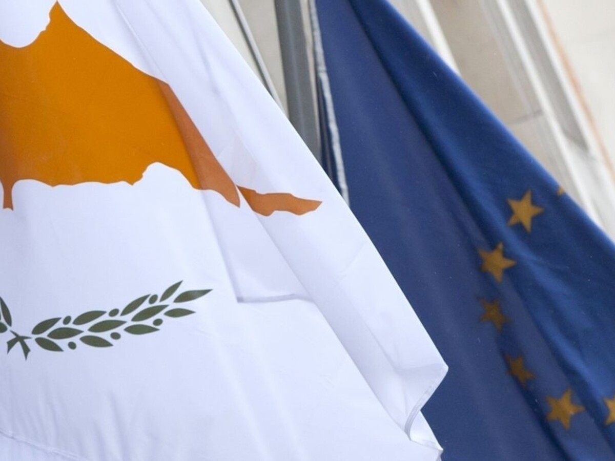 Cyprus dostane pol miliardy zo záchranného úveru, reformy prinášajú výsledky