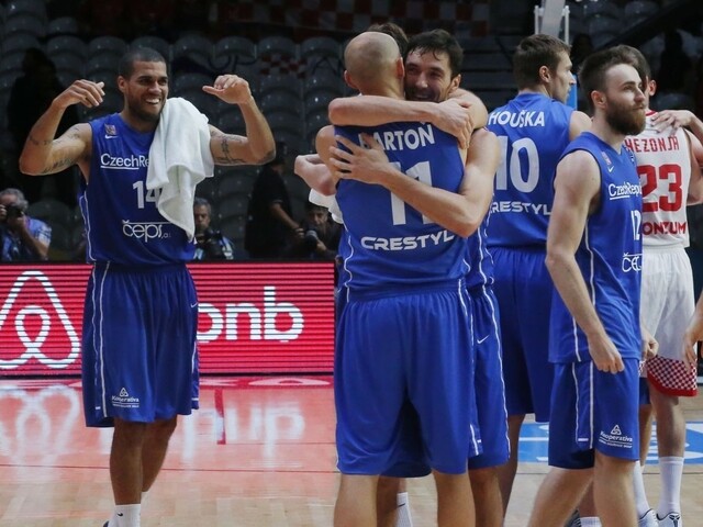 Českí basketbalisti senzačne zdolali Chorvátov a postúpili do štvrťfinále