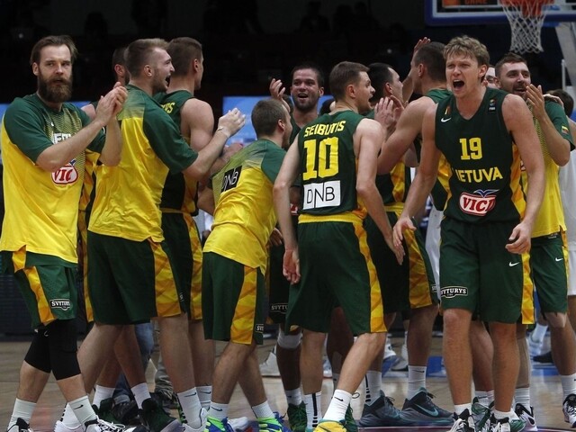 Basketbalisti Litvy zdolali Talianov, v semifinále ich čakajú Srbi