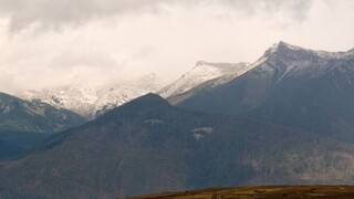 Tatry pokorili rekord v návštevnosti, pred zimnou sezónou výrazne klesli ceny