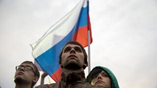 Moskva povolila demonštráciu proti Putinovi, zišli sa na nej tisíce ľudí