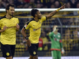 Dortmund sa prehupol do čela bundesligovej tabuľky