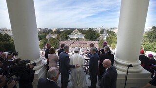 Pápež František spomenul v Kongrese imigrantov aj trest smrti