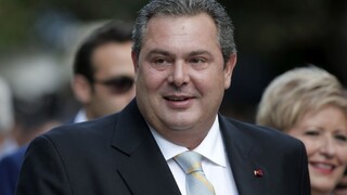 Grécky politik odstúpil z funkcie, dôvodom sú rasistické výroky