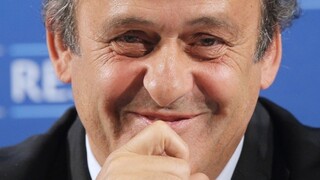 Platini sľubuje, že FIFA bude menej závislá od politiky