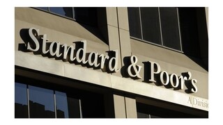 Ratingová agentúra S&P zhoršila výhľad ratingu Fínska na negatívny