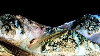 NASA má dôkazy o tečúcej vode na Marse