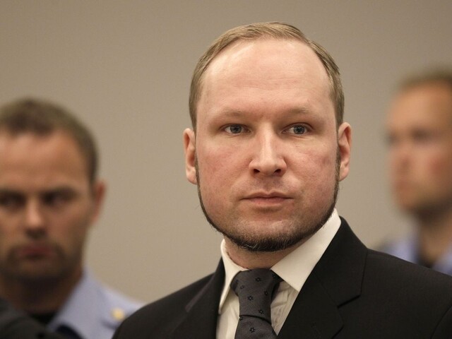 Breivik sa vyhráža protestnou hladovkou, vraj s ním zle zaobchádzajú