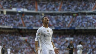 Ronaldo je už len krok od klubového primátu, vyrovnal rekord Raula v počte gólov