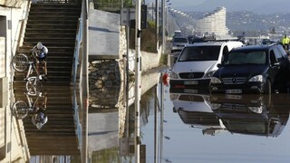 Prudké búrky a povodne  Francúzov zaskočili, počet obetí narastá