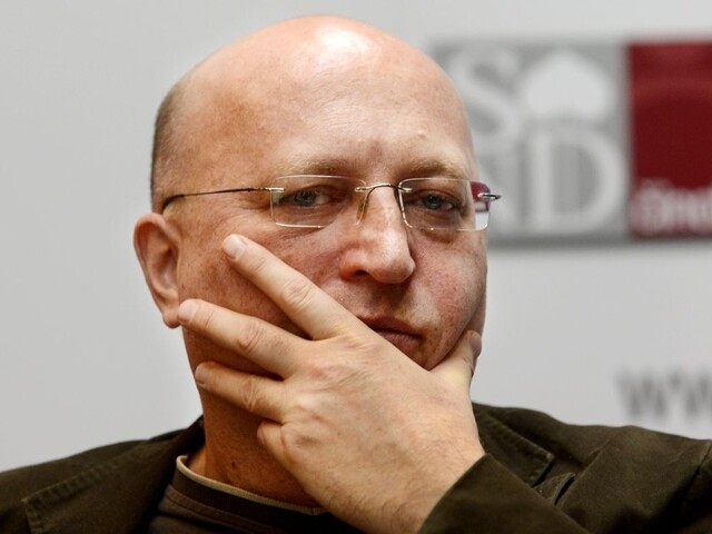 SND zbiera peniaze pre divadlá, ktorým Kotleba stopol granty