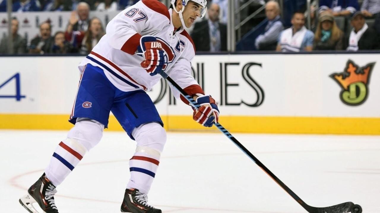 Prvý gól sezóny spôsobil Marinčinovi mínusku, Hossa začal s asistenciou