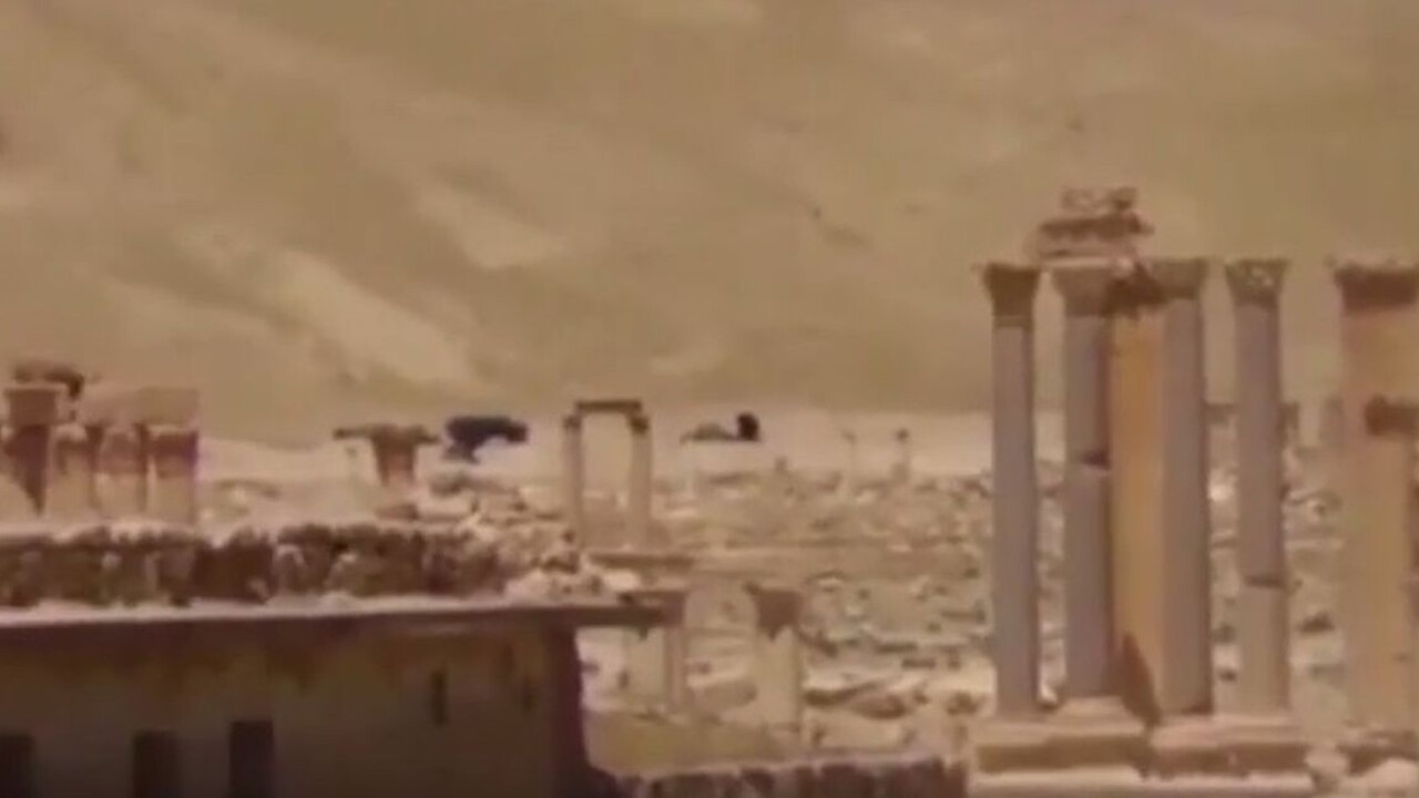 V Palmýre zostal z Víťazného oblúka stáť len stĺp, ukazuje nové video