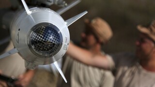 Na územie Iránu dopadli ruské rakety, tvrdia Američania