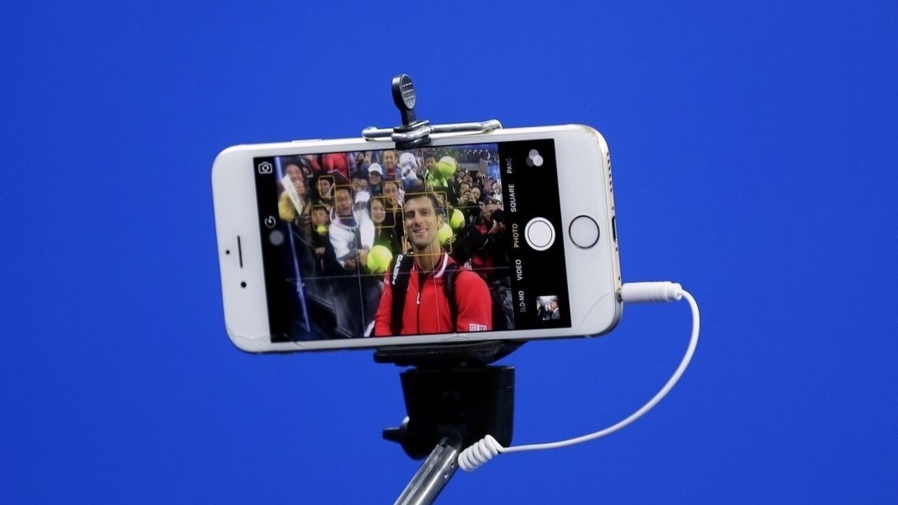 Djokovič postúpil v Pekingu do semifinále