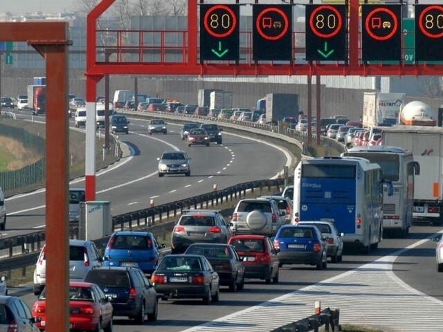 Obchvat Bratislavy môže byť predražený o miliardu, tvrdí mimovládka