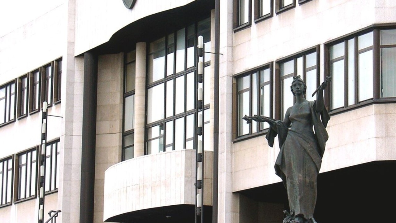 Voľby by vyhral Smer, do parlamentu by sa dostalo sedem strán